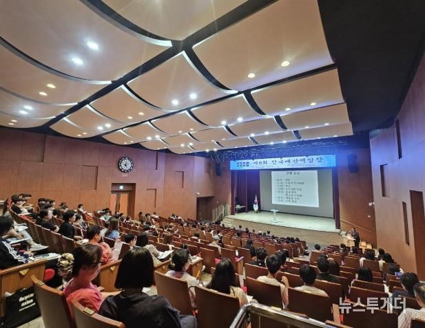 제8회 전국 예산백일장 행사 모습