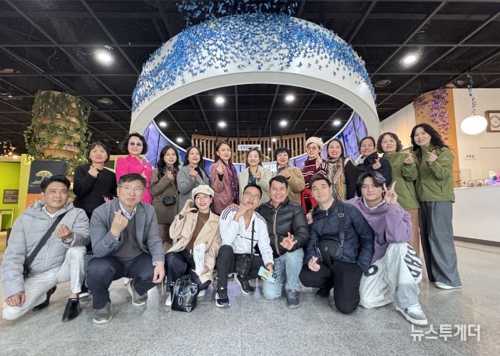 베트남 방문단 단체 기념사진