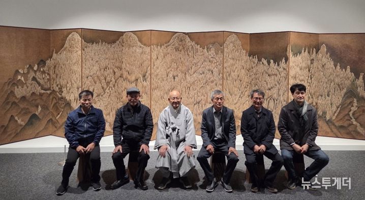 조계종 종정 성파스님, 진주전통공예비엔날레 방문