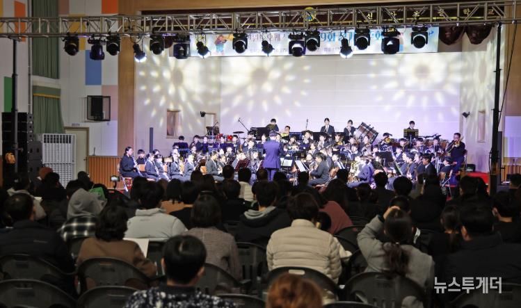 신안윈드오케스트라, 제19회 정기연주회 개최