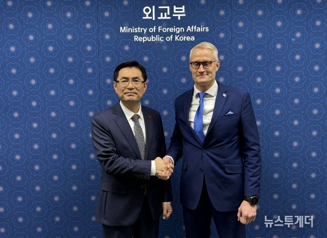 정연두 외교전략정보본부장, NATO 의회연맹 대표단 면담