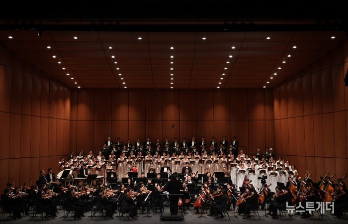 당진문화재단·당진시충남합창단이 함께하는 '2025 송년음악회' 성료