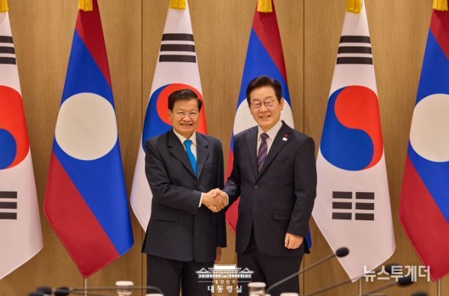 한·라오스 확대회담(대통령실)