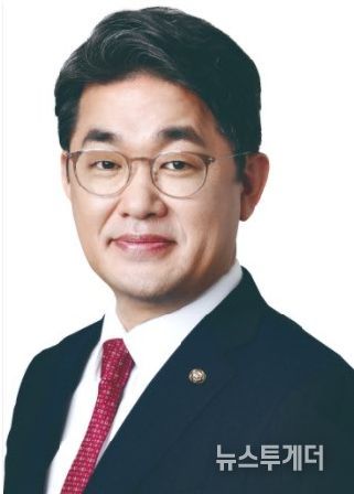 배준영 국회의원(국민의힘, 인천 중구·강화군·옹진군)