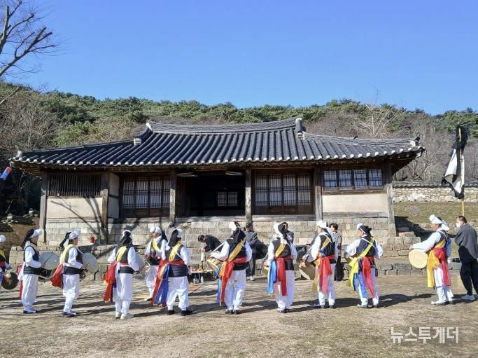 홍성군 결성농요보존회, 정월대보름 맞아 지신밟기 행사 개최